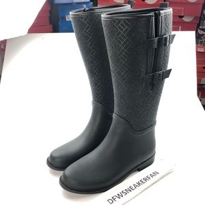 clarks rain boots